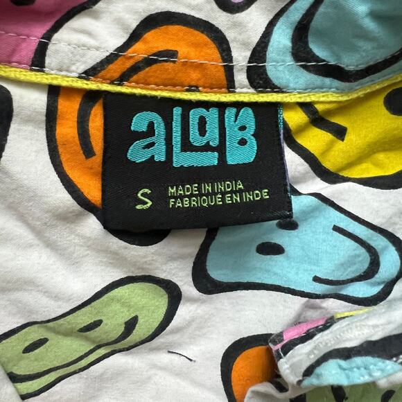 VTG aLab Mens Small Smiley Face Print Short Sleeve Button Up Shirt Funky Novelty - Picture 3 of 7